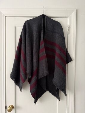 Banana Republic Charcoal Gray & Burgundy Striped Knit Wrap